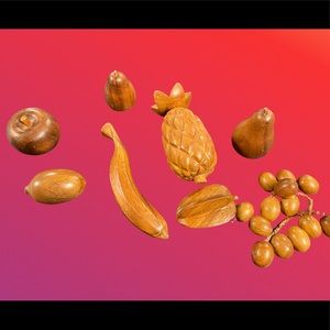 Carved Wooden Fruit, 8 Pieces. Super Retro and Mid Century Modern.